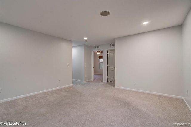 45101 Bartlett Drive, Novi, MI 48377