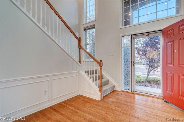 45101 Bartlett Drive, Novi, MI 48377