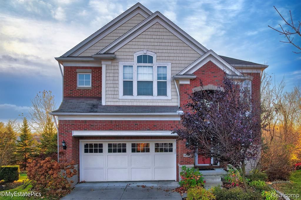 45101 Bartlett Drive, Novi, MI 48377