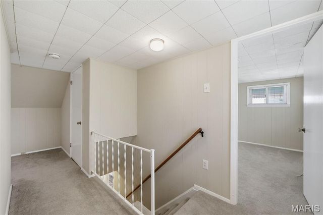 9 Berry Wood Drive, Glendale, MO 63122