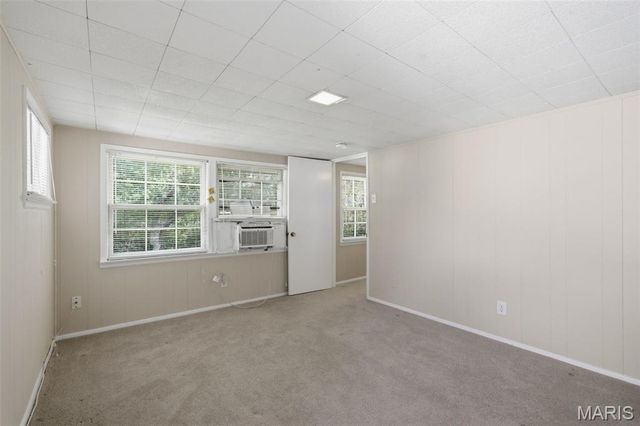9 Berry Wood Drive, Glendale, MO 63122