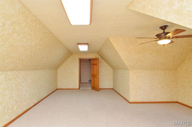 800 Springwood Drive, Belleville, IL 62220