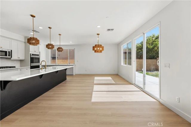 5344 Strawberry, Fontana, CA 92336