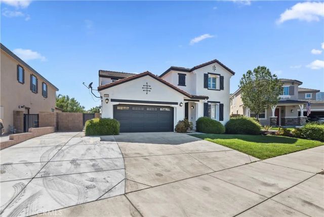 5344 Strawberry, Fontana, CA 92336
