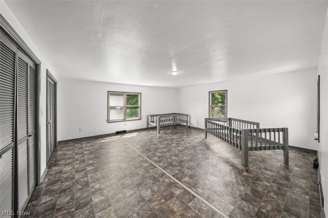 4229 State Route 305, Southington, OH 44470
