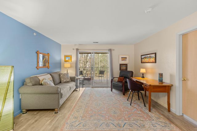 18372 N Ridge Court 6, Spring Lake, MI 49456