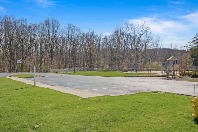 18372 N Ridge Court 6, Spring Lake, MI 49456
