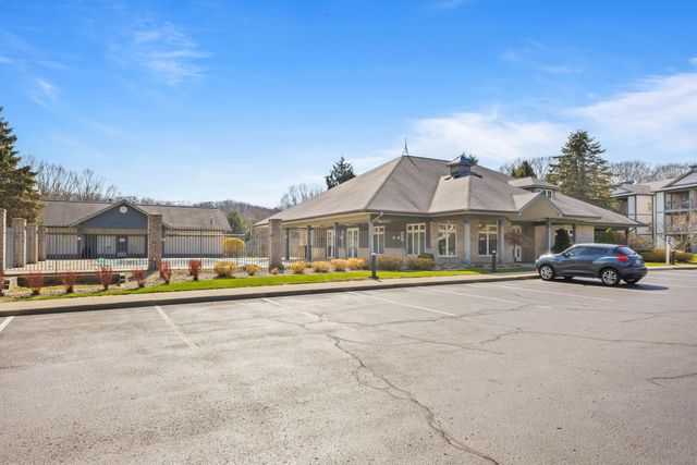 18372 N Ridge Court 6, Spring Lake, MI 49456