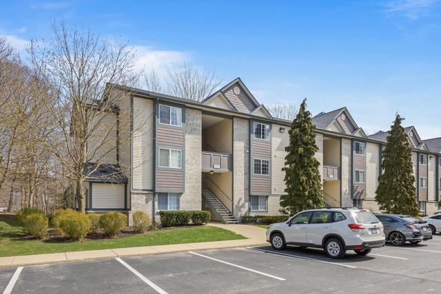 18372 N Ridge Court 6, Spring Lake, MI 49456