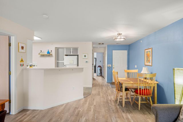 18372 N Ridge Court 6, Spring Lake, MI 49456