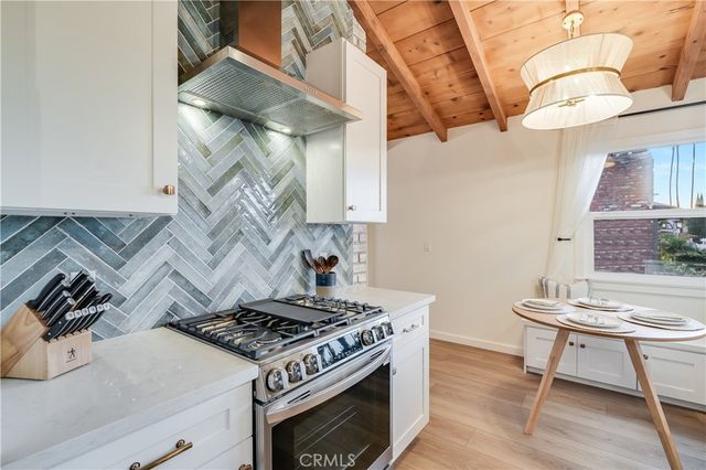 325 W Avenida Palizada, San Clemente, CA 92672
