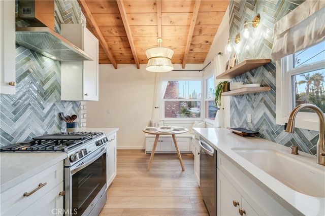 325 W Avenida Palizada, San Clemente, CA 92672