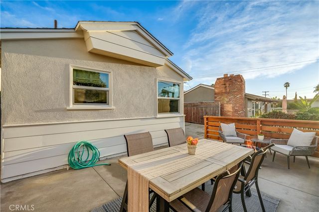 325 W Avenida Palizada, San Clemente, CA 92672