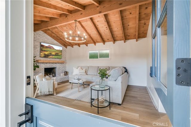 325 W Avenida Palizada, San Clemente, CA 92672