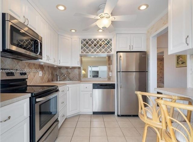 1501 S Ocean Blvd 211, Lauderdale By The Sea, FL 33062