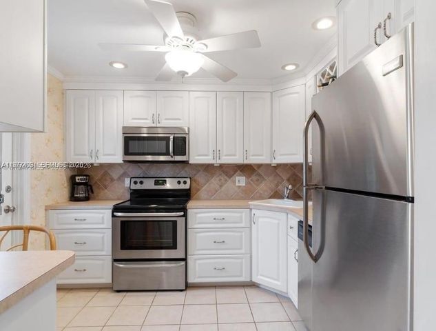 1501 S Ocean Blvd 211, Lauderdale By The Sea, FL 33062