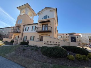 3390 Nicholson Dr #B203, Baton Rouge, LA 70802