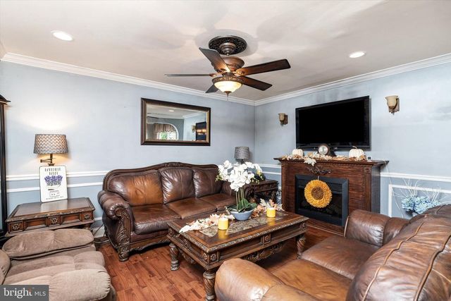 3 COUNTRY LN, Hamilton, NJ 08690