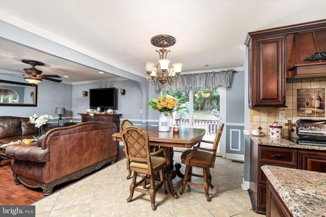 3 COUNTRY LN, Hamilton, NJ 08690