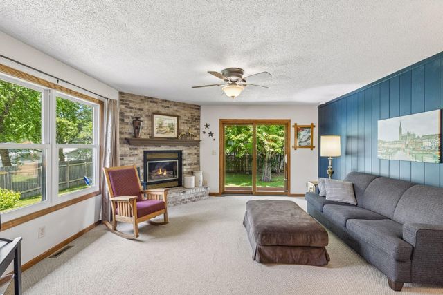 1334 17th Street W, Hastings, MN 55033