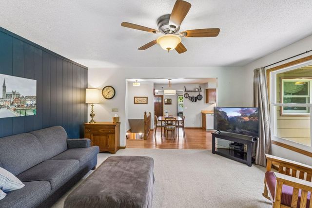 1334 17th Street W, Hastings, MN 55033
