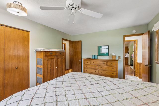 1334 17th Street W, Hastings, MN 55033