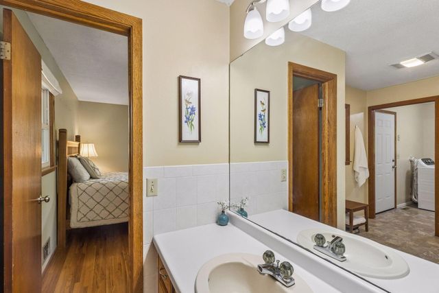 1334 17th Street W, Hastings, MN 55033