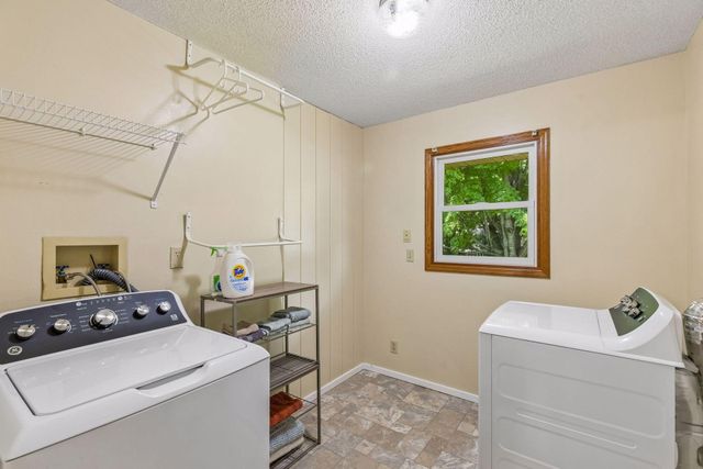 1334 17th Street W, Hastings, MN 55033