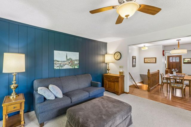 1334 17th Street W, Hastings, MN 55033