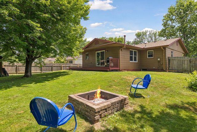 1334 17th Street W, Hastings, MN 55033