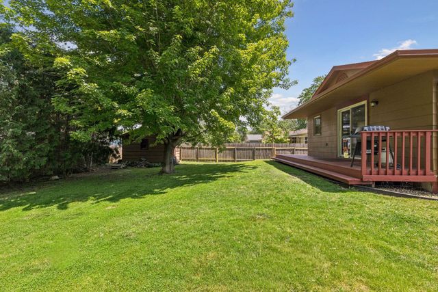 1334 17th Street W, Hastings, MN 55033