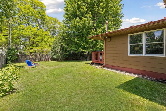 1334 17th Street W, Hastings, MN 55033