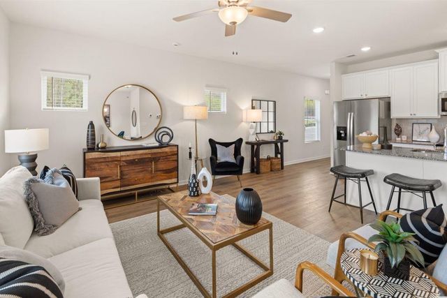 6392 Sundowner Place 123, South Fulton, GA 30331