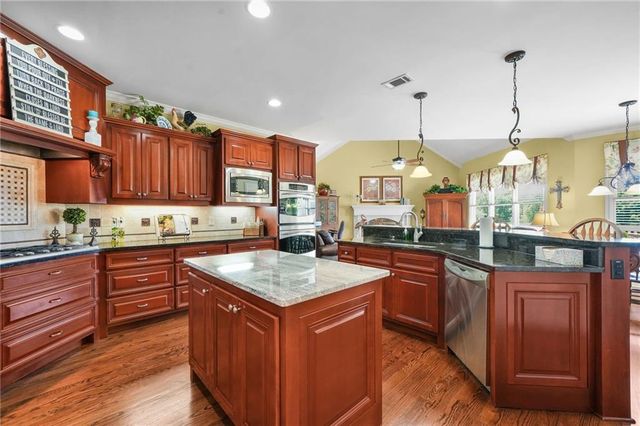 428 Fox Valley Drive, Monroe, GA 30656