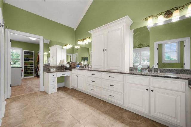 428 Fox Valley Drive, Monroe, GA 30656