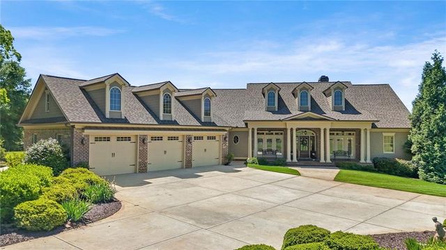 428 Fox Valley Drive, Monroe, GA 30656