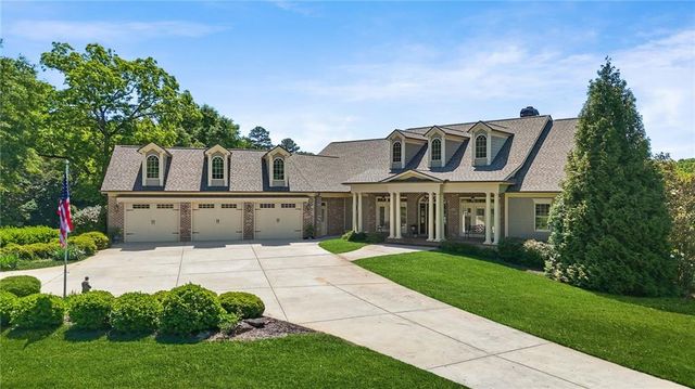 428 Fox Valley Drive, Monroe, GA 30656