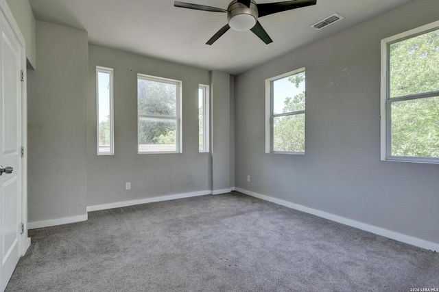 131 Sidney, San Antonio, TX 78203