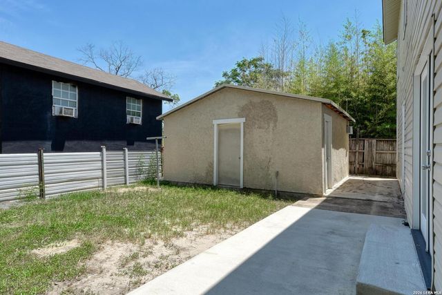 131 Sidney, San Antonio, TX 78203