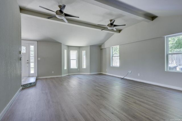 131 Sidney, San Antonio, TX 78203