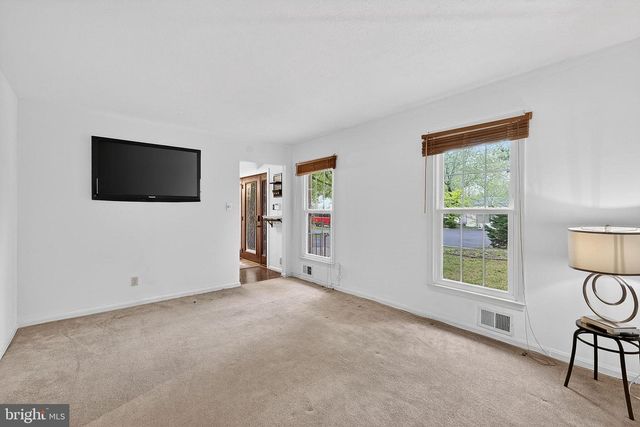 2200 TOUCHSTONE CT, Silver Spring, MD 20904