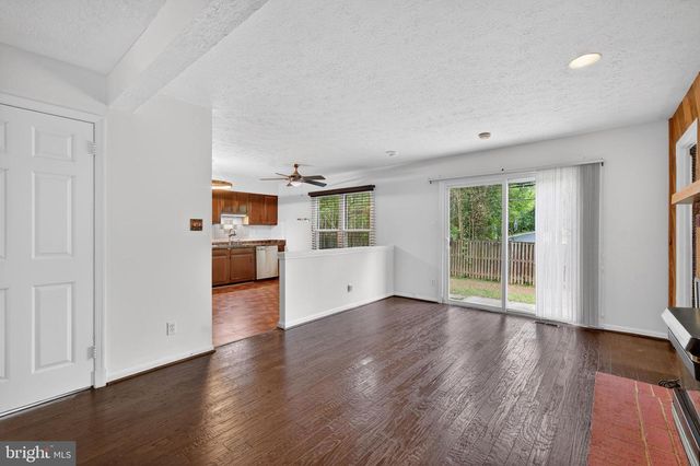 2200 TOUCHSTONE CT, Silver Spring, MD 20904