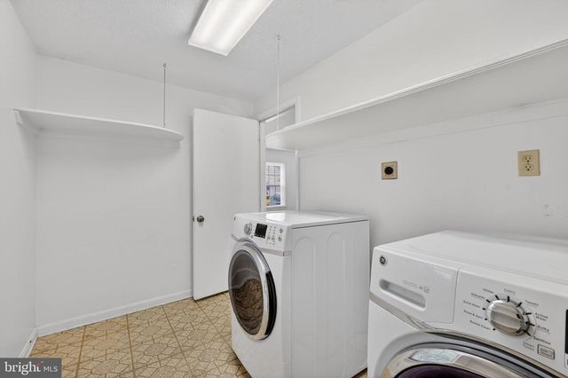 2200 TOUCHSTONE CT, Silver Spring, MD 20904