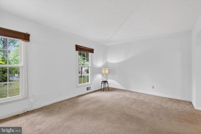 2200 TOUCHSTONE CT, Silver Spring, MD 20904