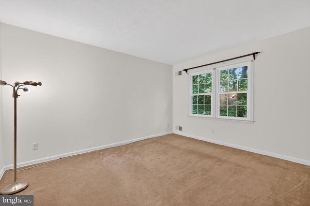 2200 TOUCHSTONE CT, Silver Spring, MD 20904