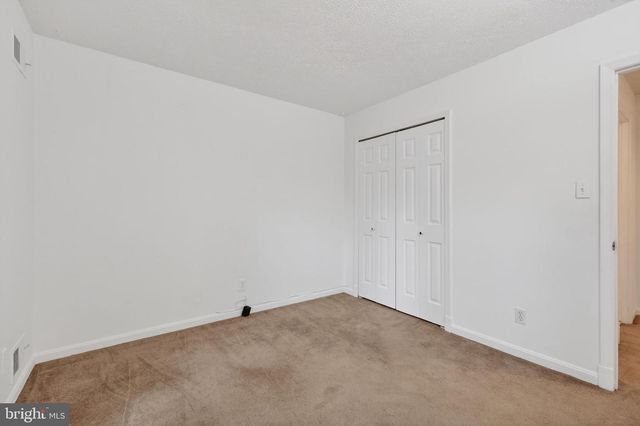 2200 TOUCHSTONE CT, Silver Spring, MD 20904