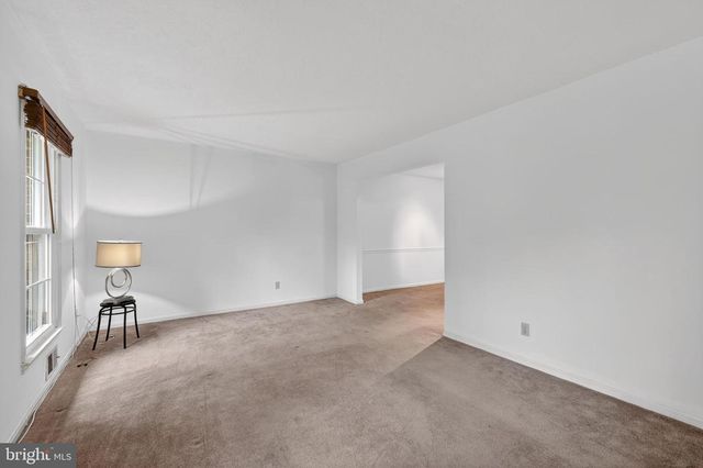 2200 TOUCHSTONE CT, Silver Spring, MD 20904