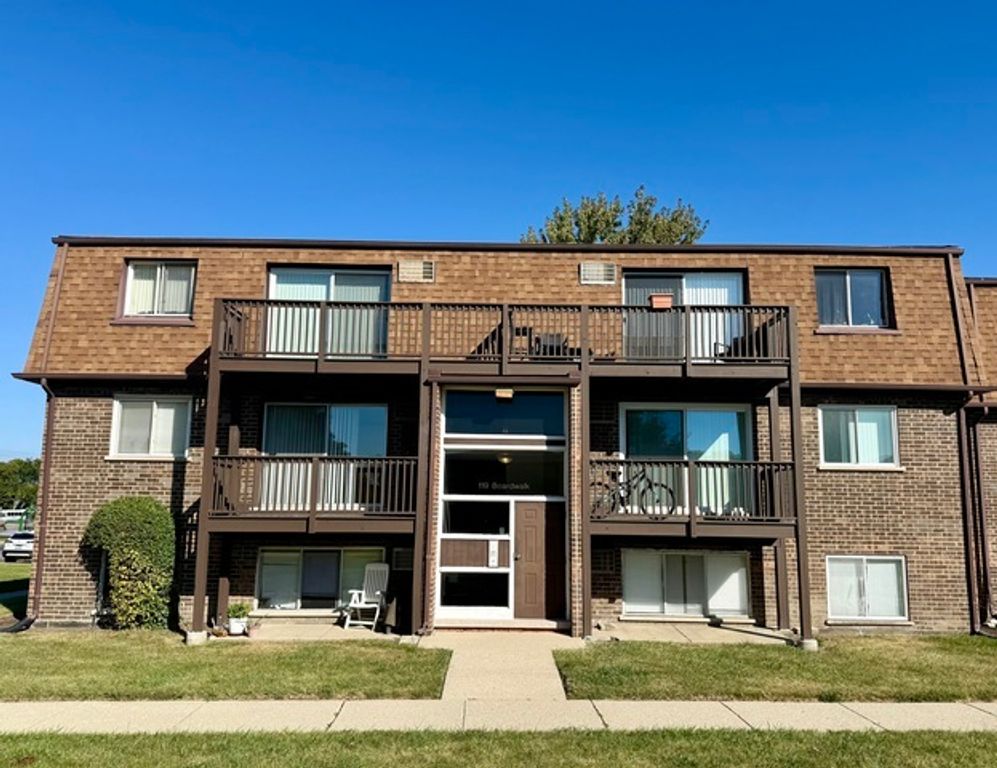119 Boardwalk Street 1W, Elk Grove Village, IL 60007
