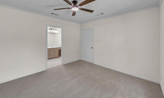102 S Avenue Q, Clifton, TX 76634