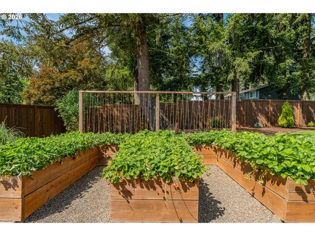 14983 JOSI Ct, Oregon City, OR 97045
